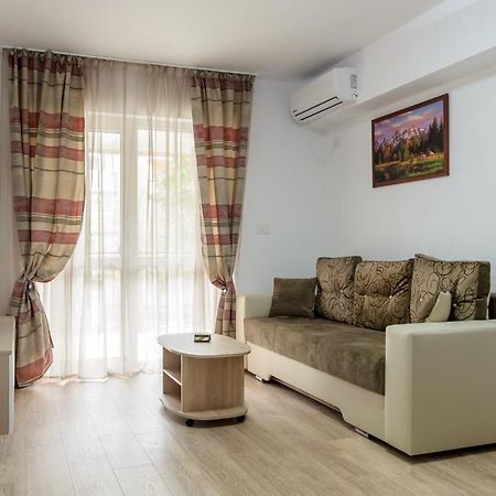 Luxury Apartments Newton By Glam Iasi Exterior photo