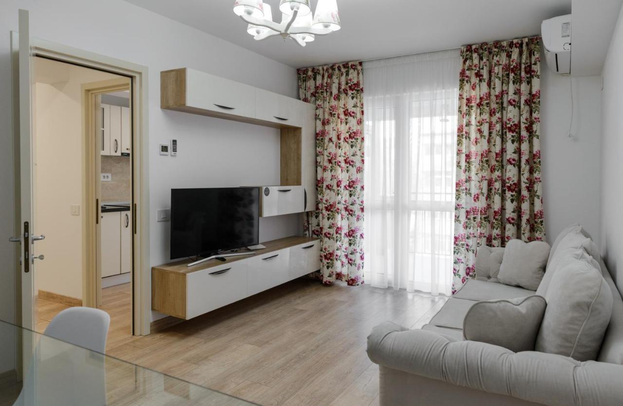 Luxury Apartments Newton By Glam Iasi Exterior photo
